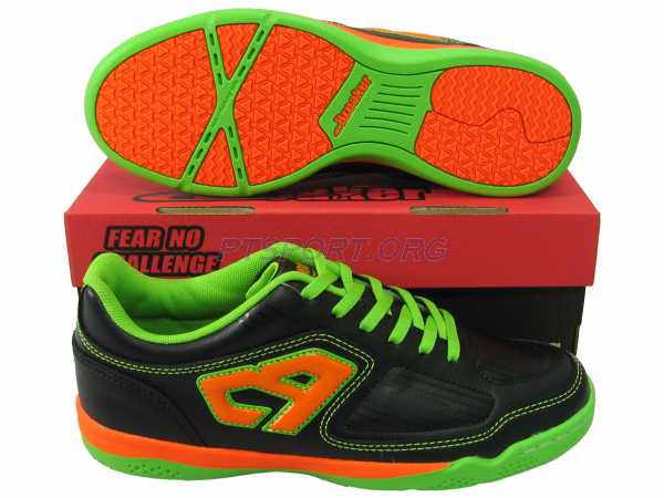 รองเท้ากีฬา รองเท้าฟุตซอล BREAKER BK-1205 ดำ